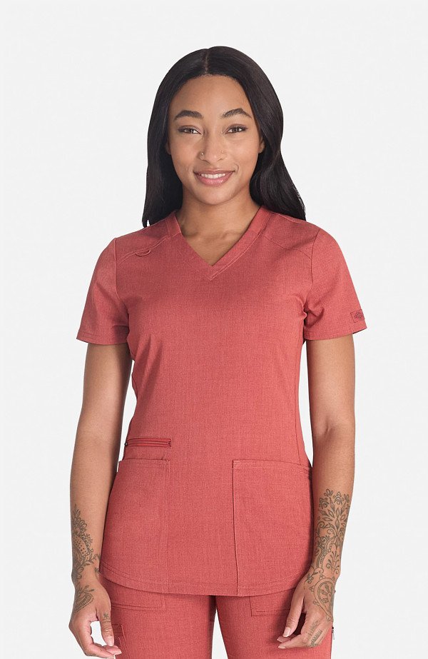 Top Scrub Liso con Cuello en V