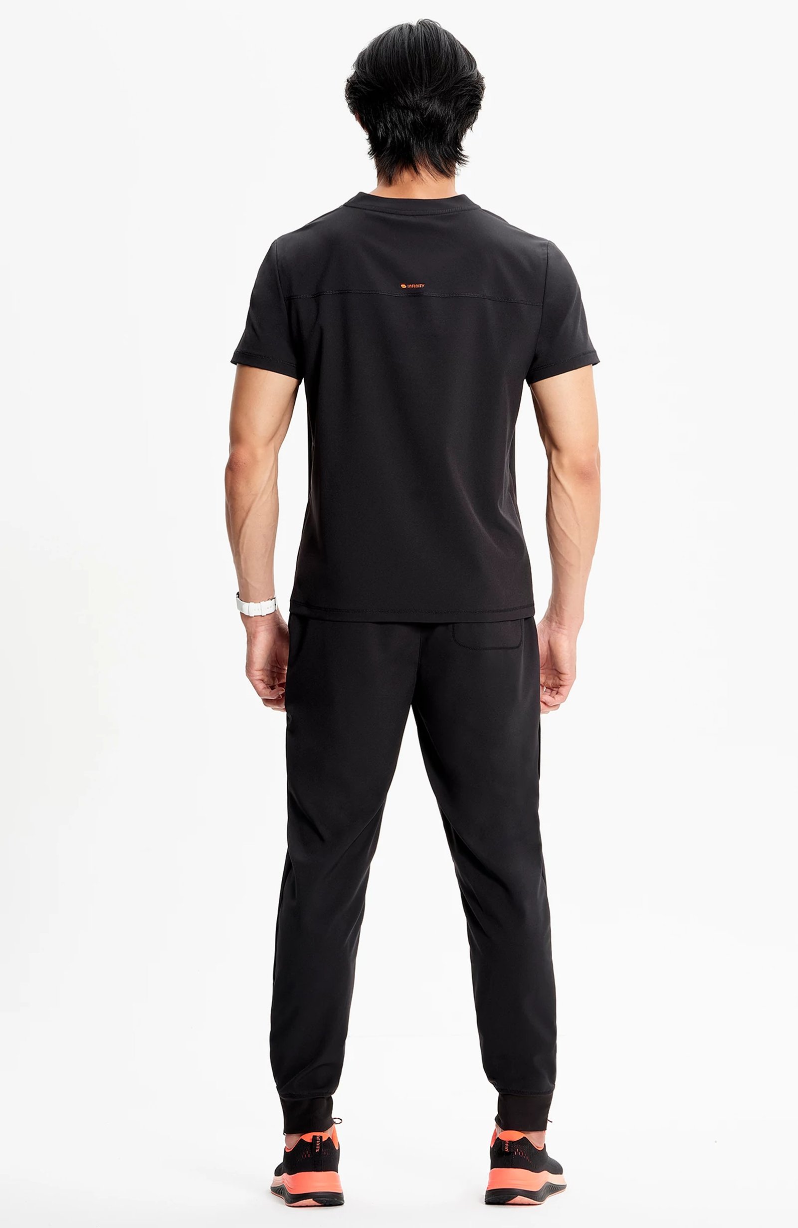 in702a-black-5 Top Scrub Cuello en V - GNR8 by Infinity